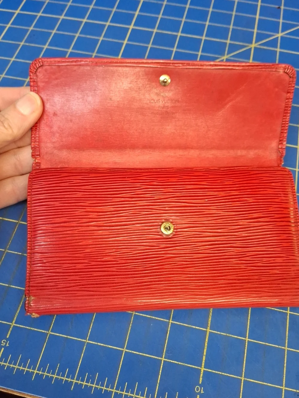 LV Louis Vuitton Red Textured Wallet 7x4 Project